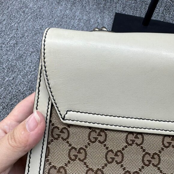 GUCCI Emily Brown Canvas Shoulder Bag 580-071825 - Picture 7 of 16